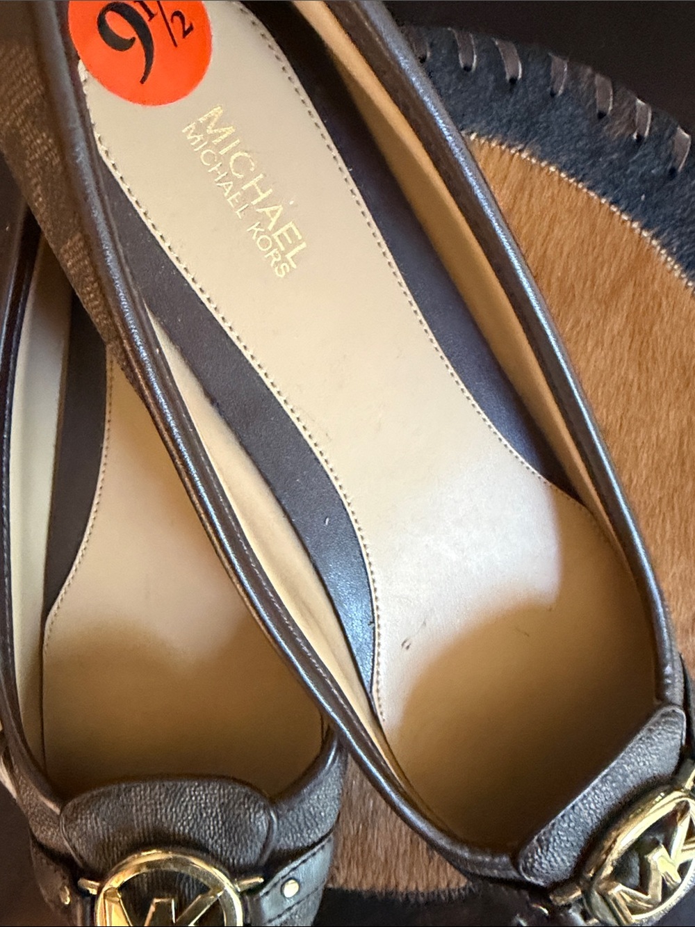 Main Character Energy ✨ Michael Kors MK Logo Flats Brown Size 9.5 - Picture 7 of 7